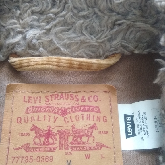 Levi's corduroy jacket faux fur collar - Picture 3 of 6